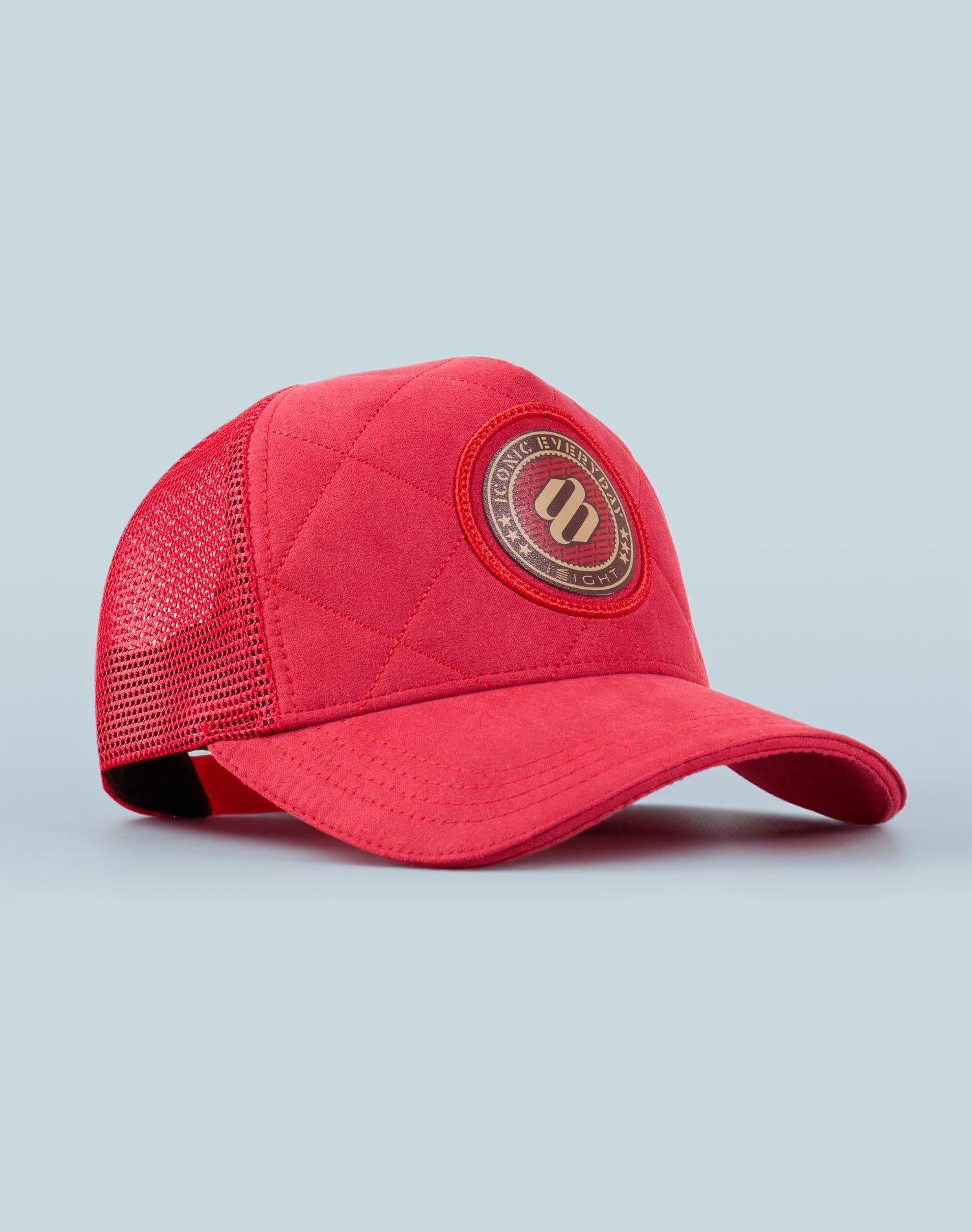 The ight maroon cotton trucker cap