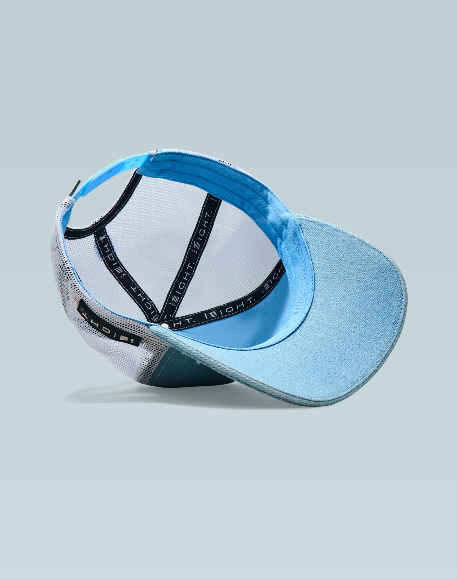 Yaksok Light Blue Denim Look Trucker Cap